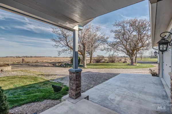 $697,500 | 4073 Lincoln Drive, Ontario, OR 97914