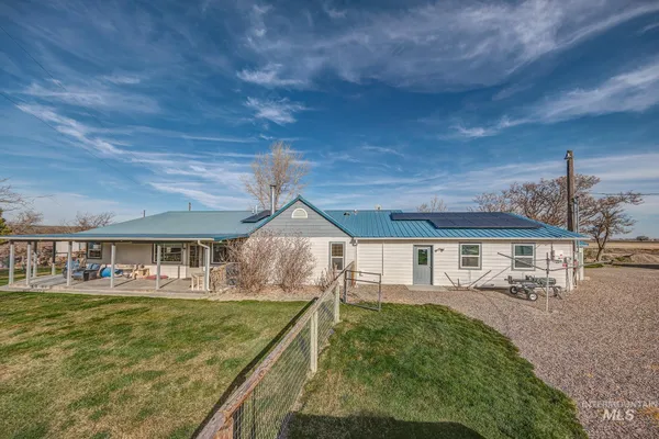 $697,500 | 4073 Lincoln Drive, Ontario, OR 97914