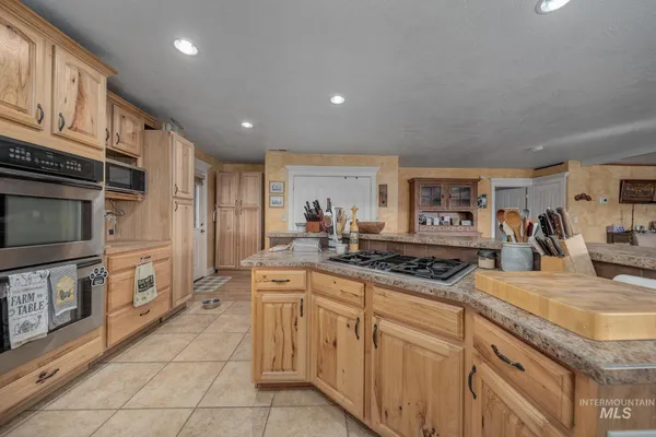 $697,500 | 4073 Lincoln Drive, Ontario, OR 97914