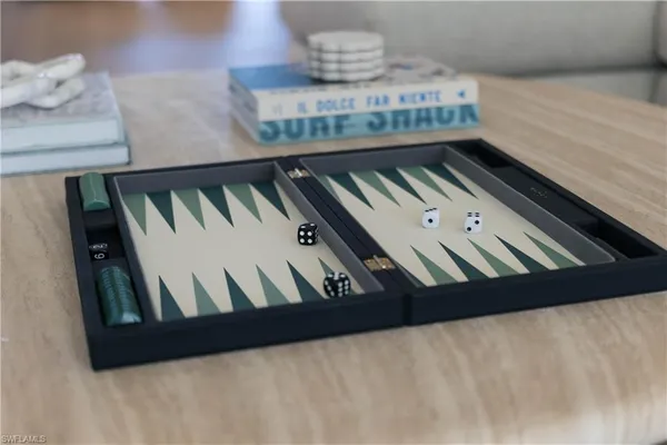 $17,700,000 | 3295 Gordon Drive, Naples, FL 34102