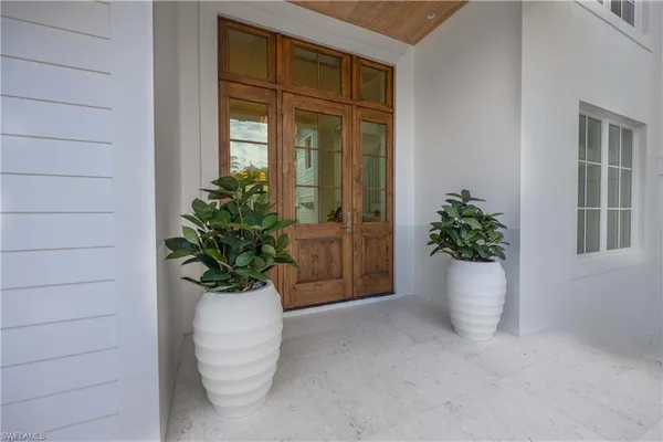 $17,700,000 | 3295 Gordon Drive, Naples, FL 34102