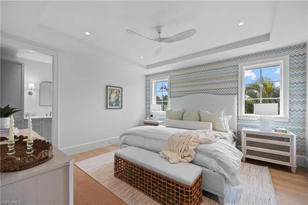 $17,700,000 | 3295 Gordon Drive, Naples, FL 34102