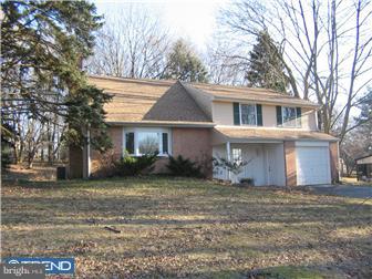 79 Arbor Road Churchville, PA 18966 - Photo 2 of 12 Exterior Front