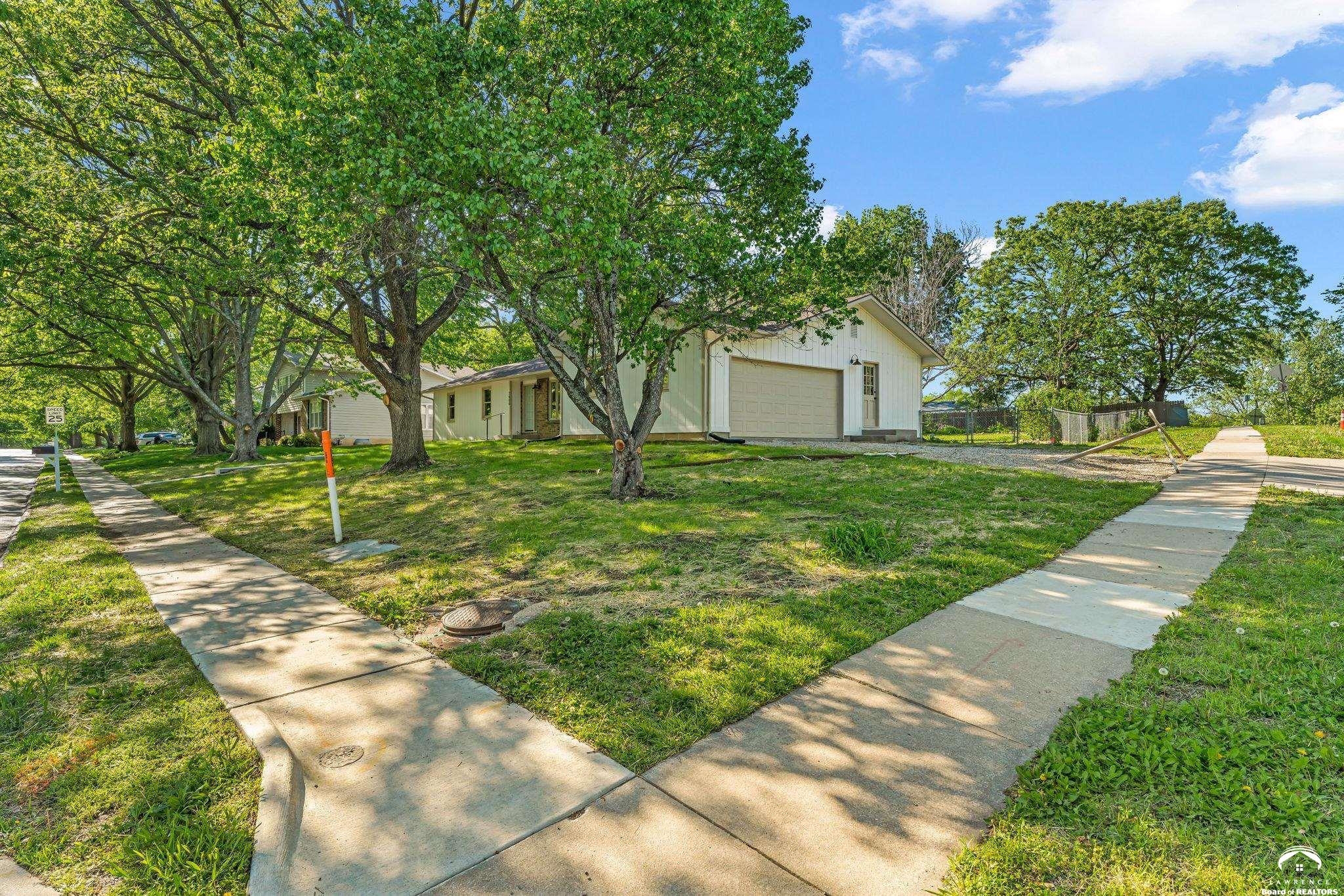 2600 Oxford Road Lawrence, KS 66049 - Photo 19 of 19