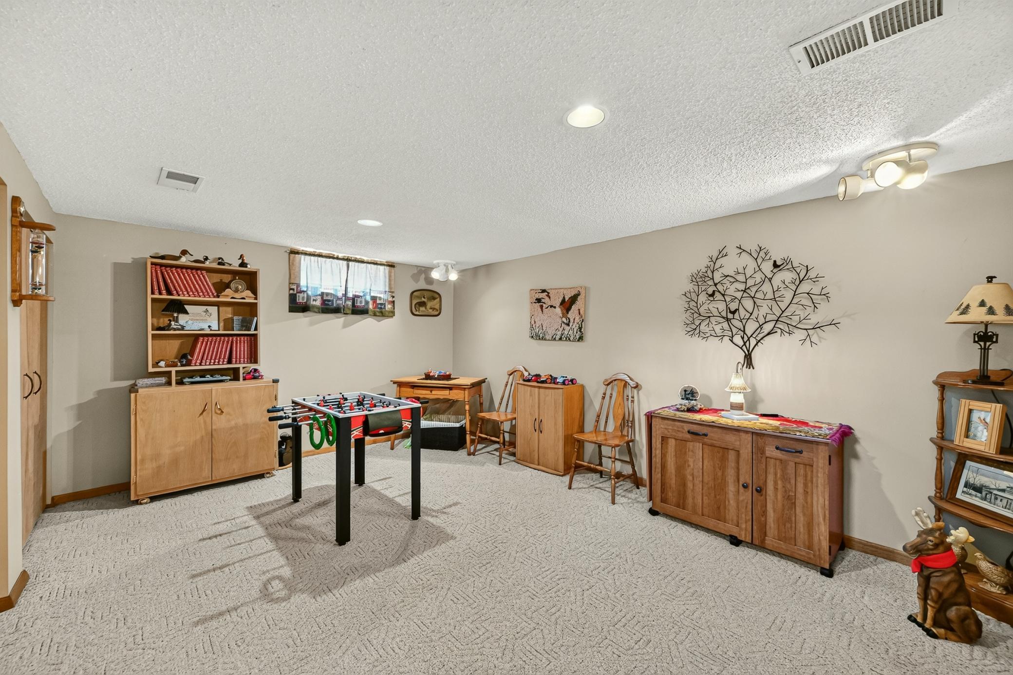 2528 11th Avenue Northwest Rochester, MN 55901 - Photo 22 of 34 Gallery Image 22