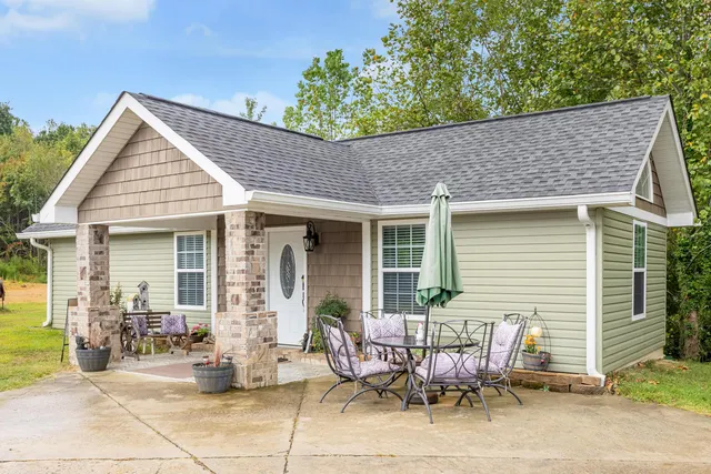 $749,000 | 54 Whispering Pine, Trenton, GA 30752