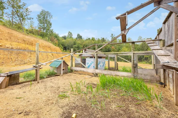 $724,900 | 54 Whispering Pine, Trenton, GA 30752