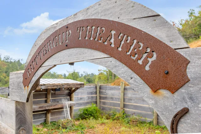 $749,000 | 54 Whispering Pine, Trenton, GA 30752