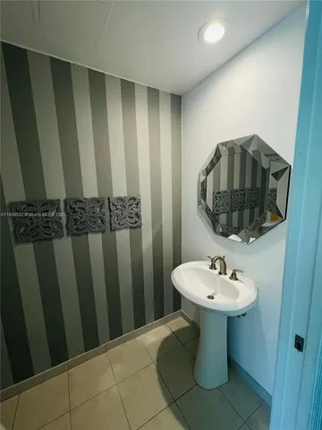 $2,800 | 15051 Royal Oaks Lane, Unit 102, North Miami, FL 33181