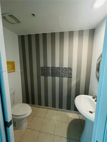 $2,800 | 15051 Royal Oaks Lane, Unit 102, North Miami, FL 33181