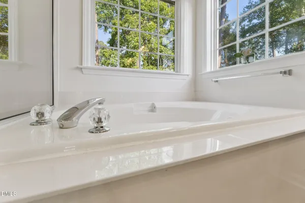 $638,000 | 7 Guilder Cove, Durham, NC 27713