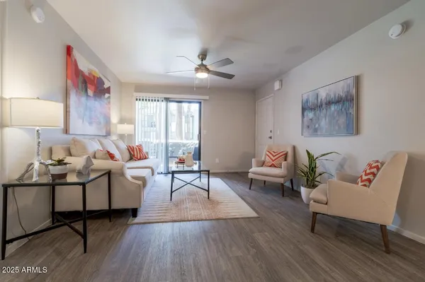 $1,418 | 2311 East Union Hills Drive, Unit 1, Phoenix, AZ 85024