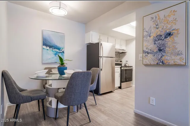 $1,173 | 2311 East Union Hills Drive, Unit 1, Phoenix, AZ 85024