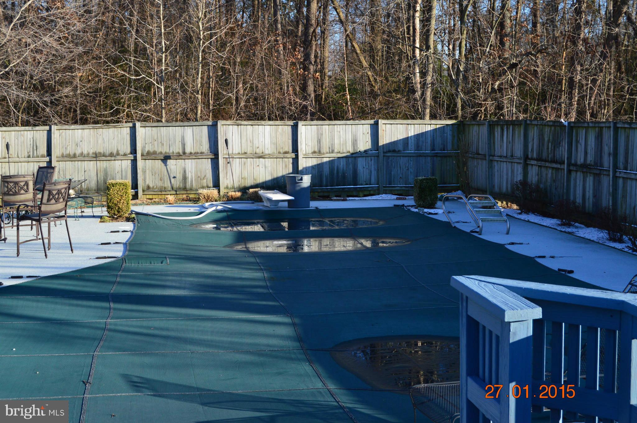 112 River Road Edgewater, MD 21037 - Photo 20 of 22 Exterior (Rear)