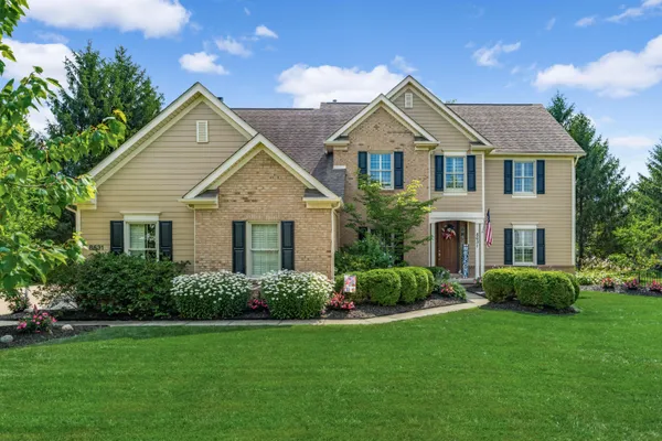 $639,900 | 8631 Winding Creek Way, Pickerington, OH 43147