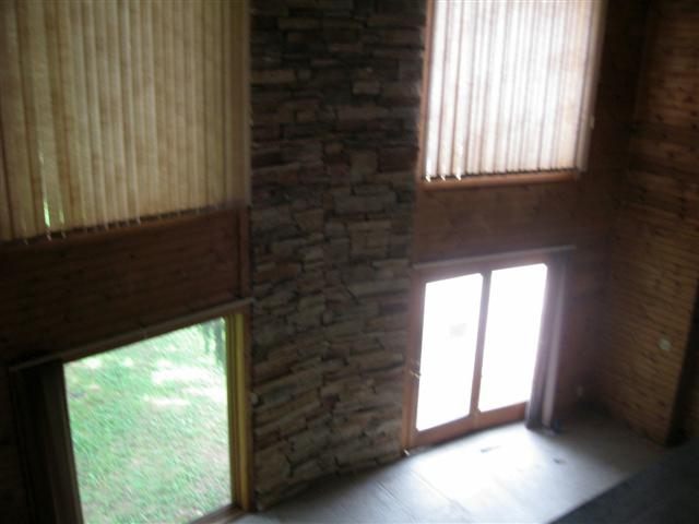 2387 Lancaster Heights Road Freeport, IL 61032 - Photo 8 of 9 a view of an empty room and window
