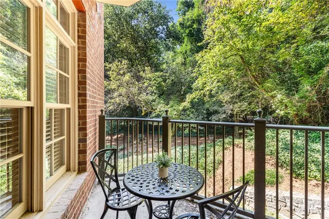 a view of room with walk in closet