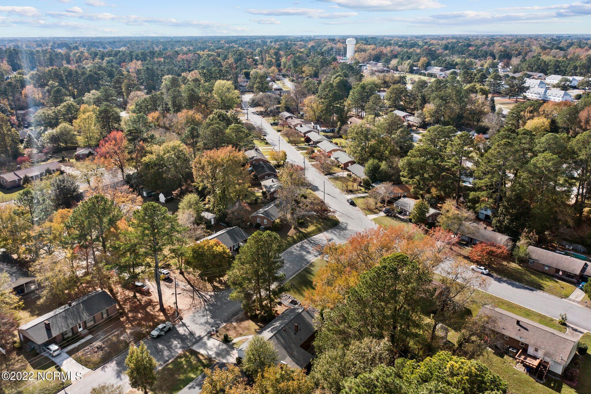 201 Kent Road Greenville, NC 27858 - Photo 16 of 42 16-web-or-mls-DJI_0243