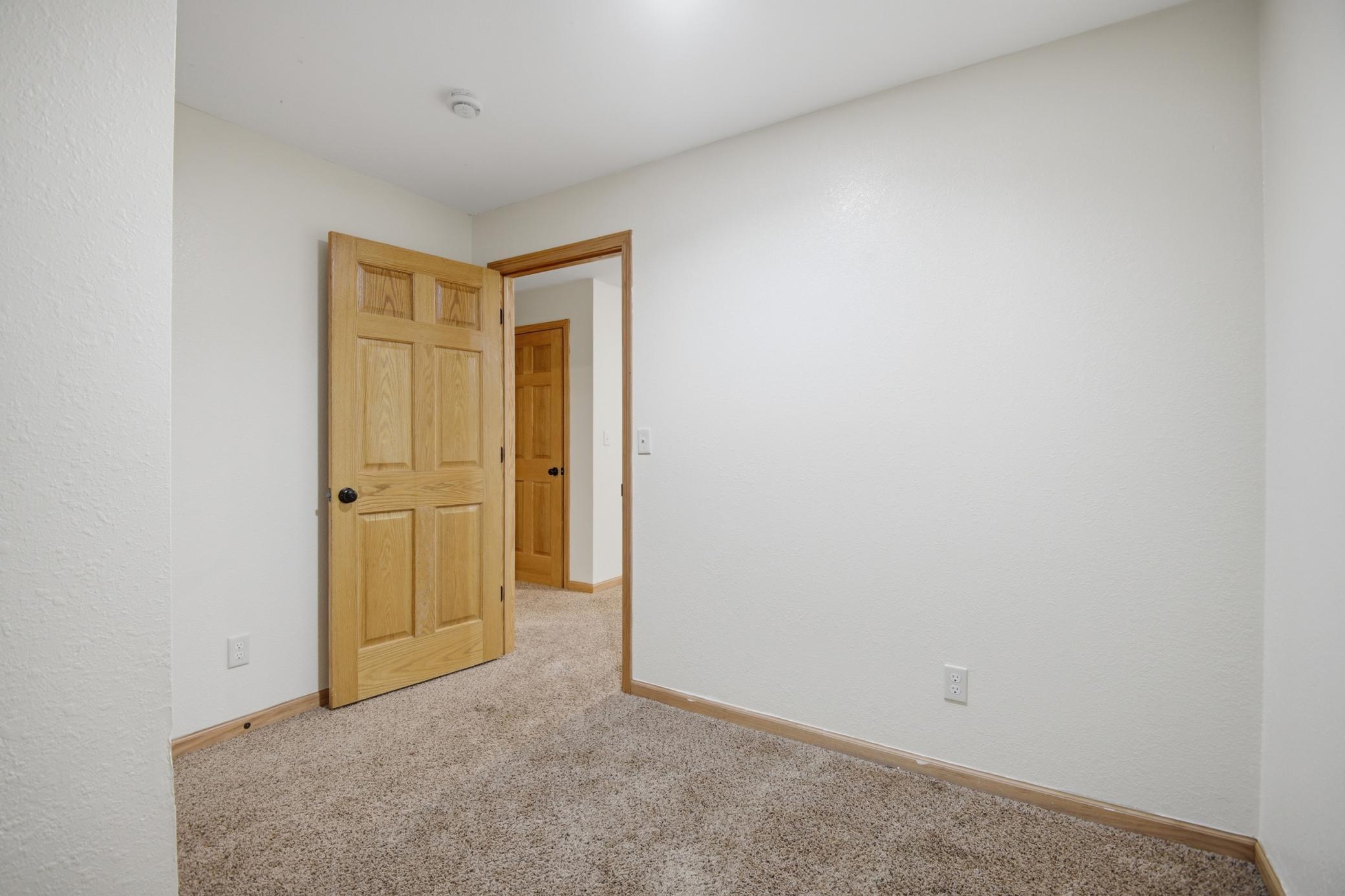 1600 26th Street Southwest Austin, MN 55912 - Photo 32 of 65
