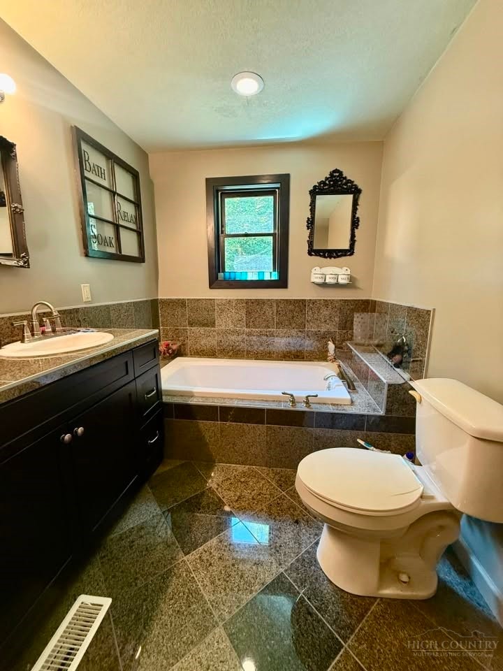 7568 Big Laurel Road Creston, NC 28615 - Photo 15 of 29 Gallery Image 15