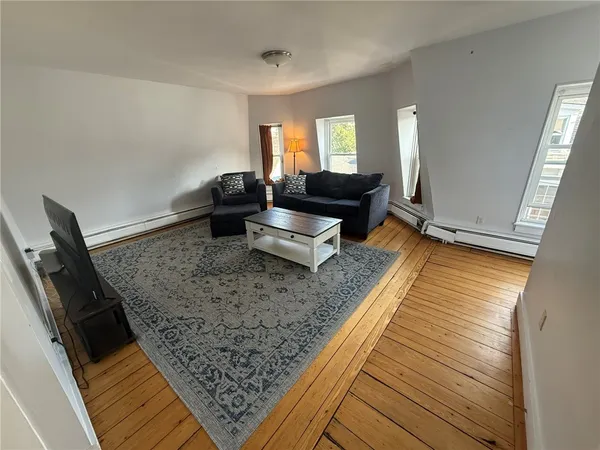 $5,350 | 33 Ann Street, Unit 3, Newport, RI 02840