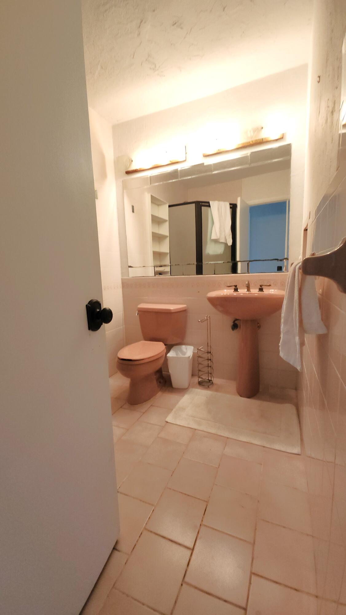 1250 Southwest 4th Street Boca Raton, FL 33486 - Photo 26 of 47 2nd bathroom