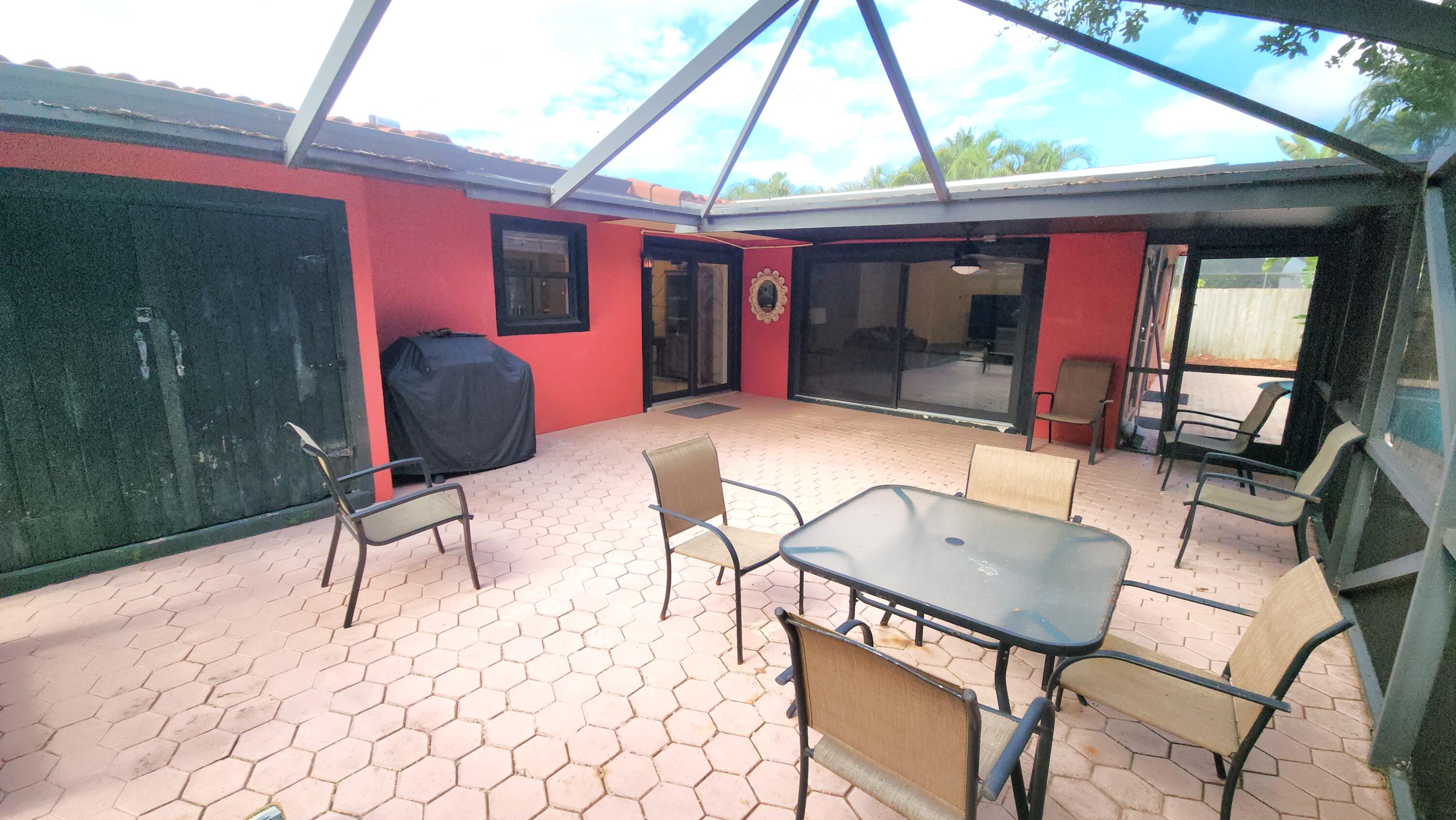 1250 Southwest 4th Street Boca Raton, FL 33486 - Photo 33 of 47 patio