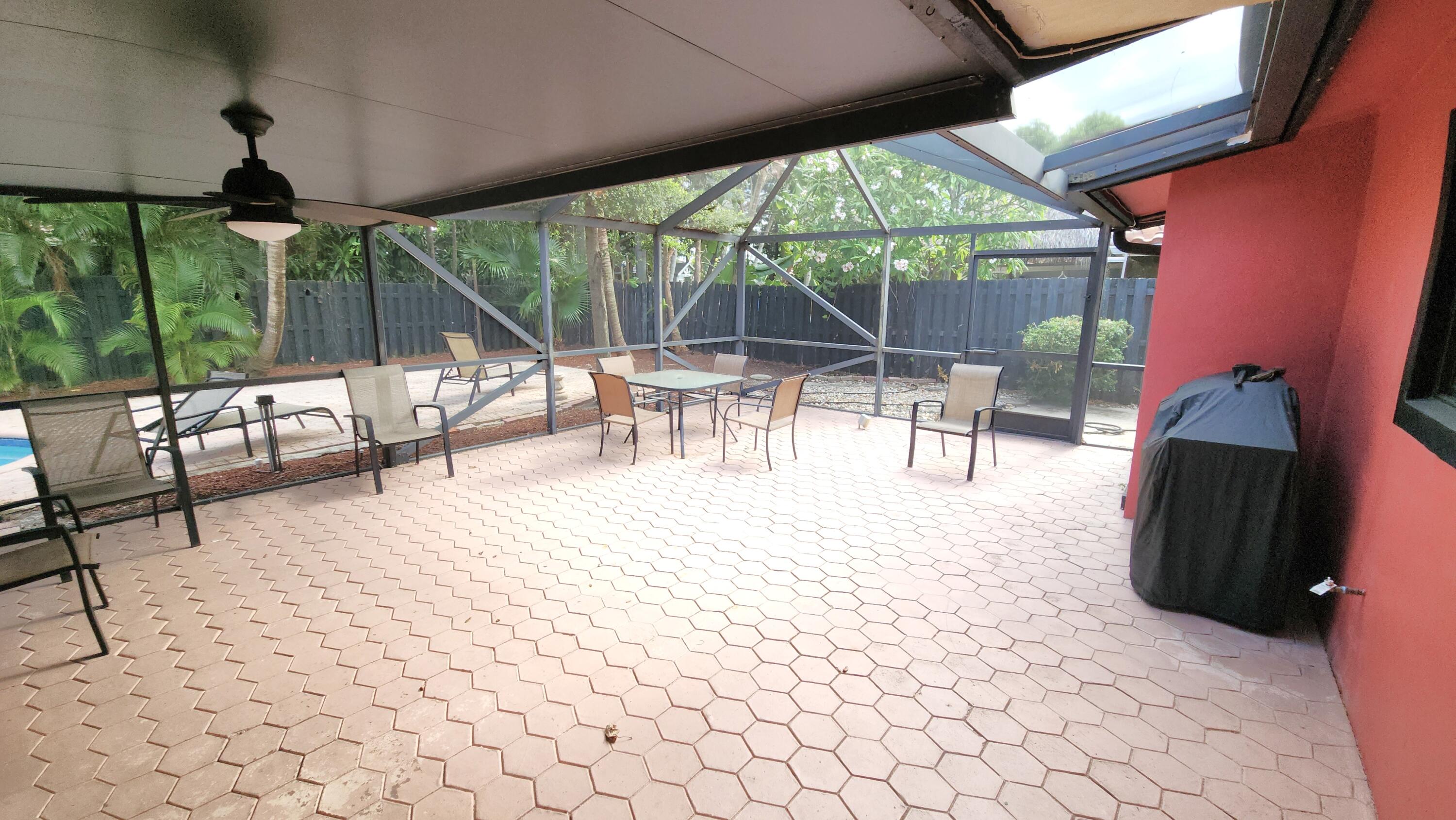 1250 Southwest 4th Street Boca Raton, FL 33486 - Photo 34 of 47 patio
