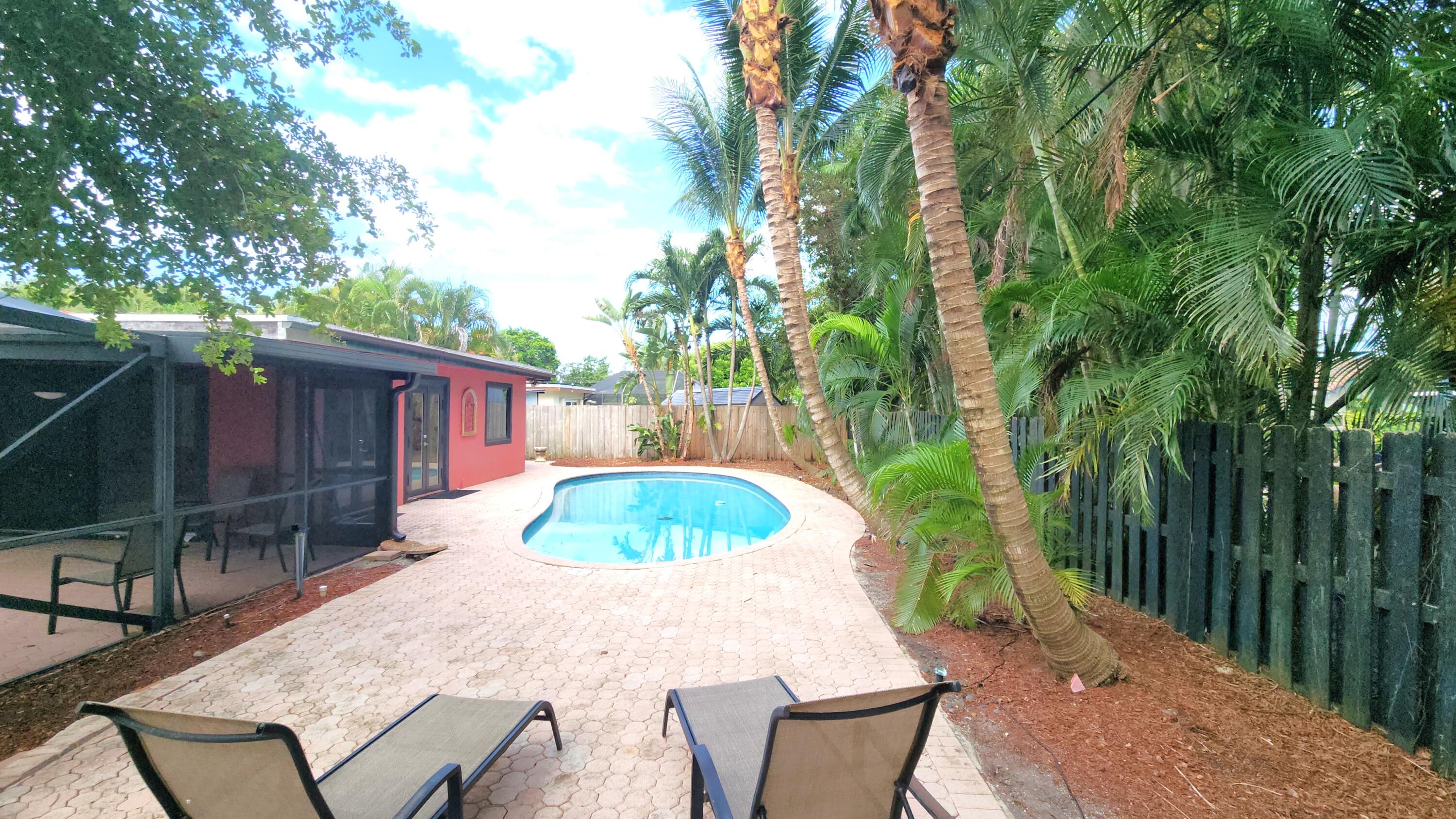 1250 Southwest 4th Street Boca Raton, FL 33486 - Photo 38 of 47 pool