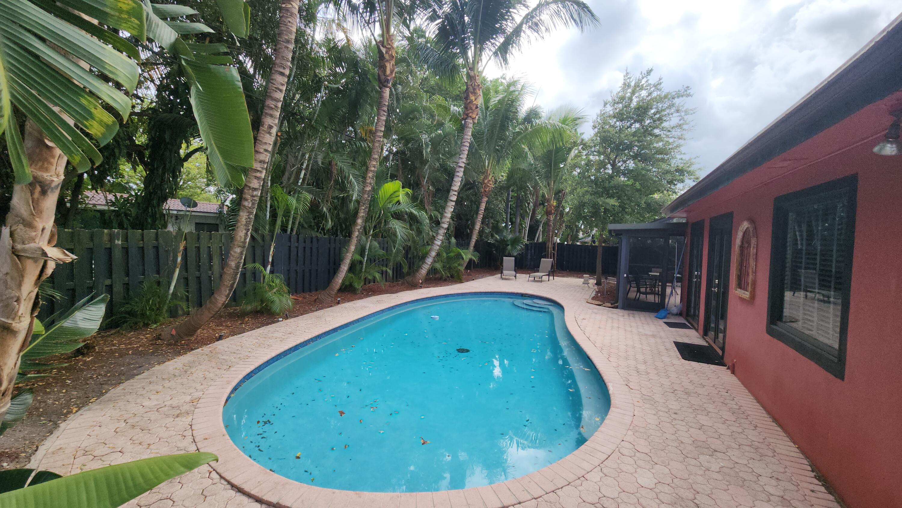 1250 Southwest 4th Street Boca Raton, FL 33486 - Photo 40 of 47 pool