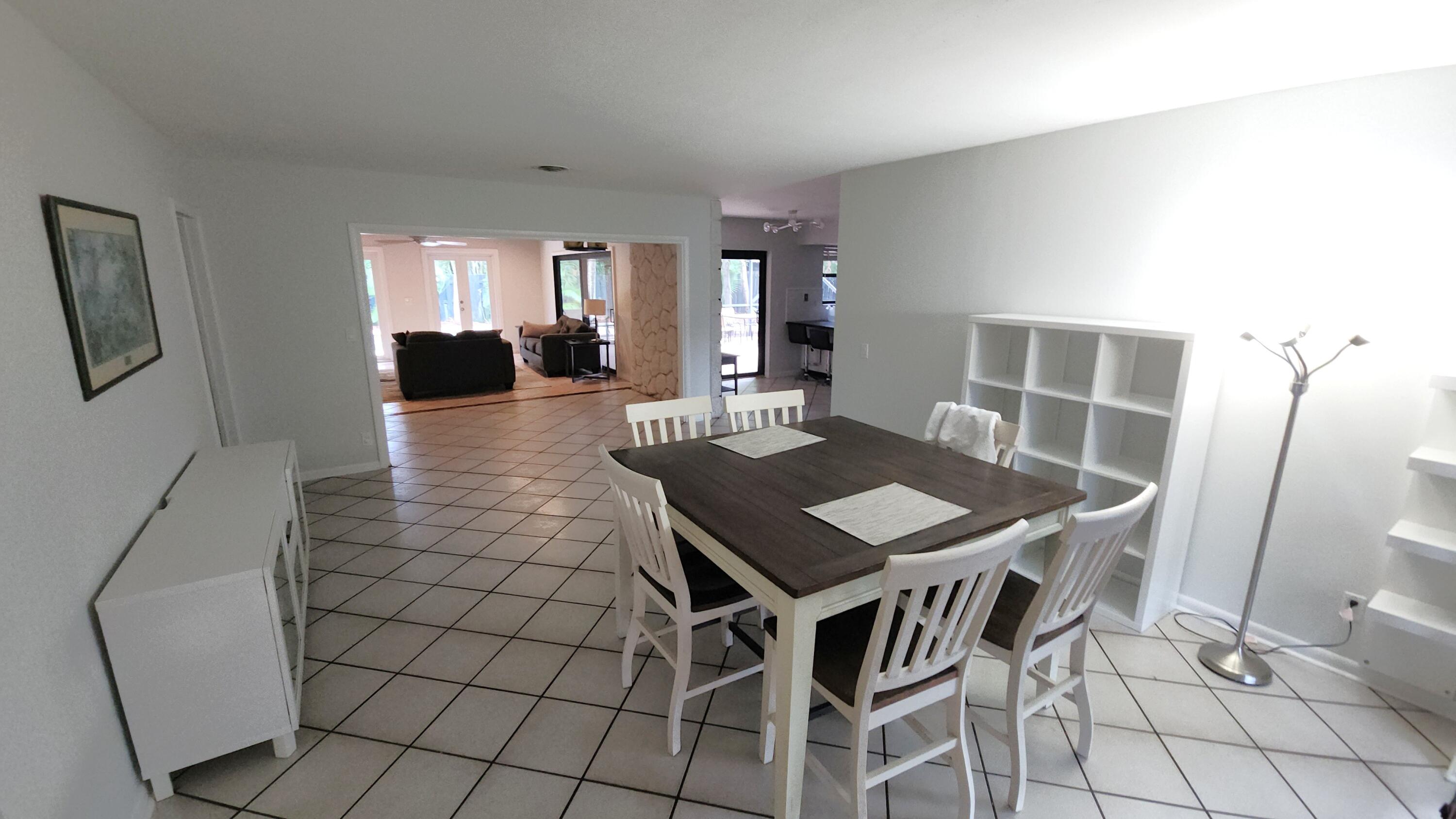 1250 Southwest 4th Street Boca Raton, FL 33486 - Photo 5 of 47 living area