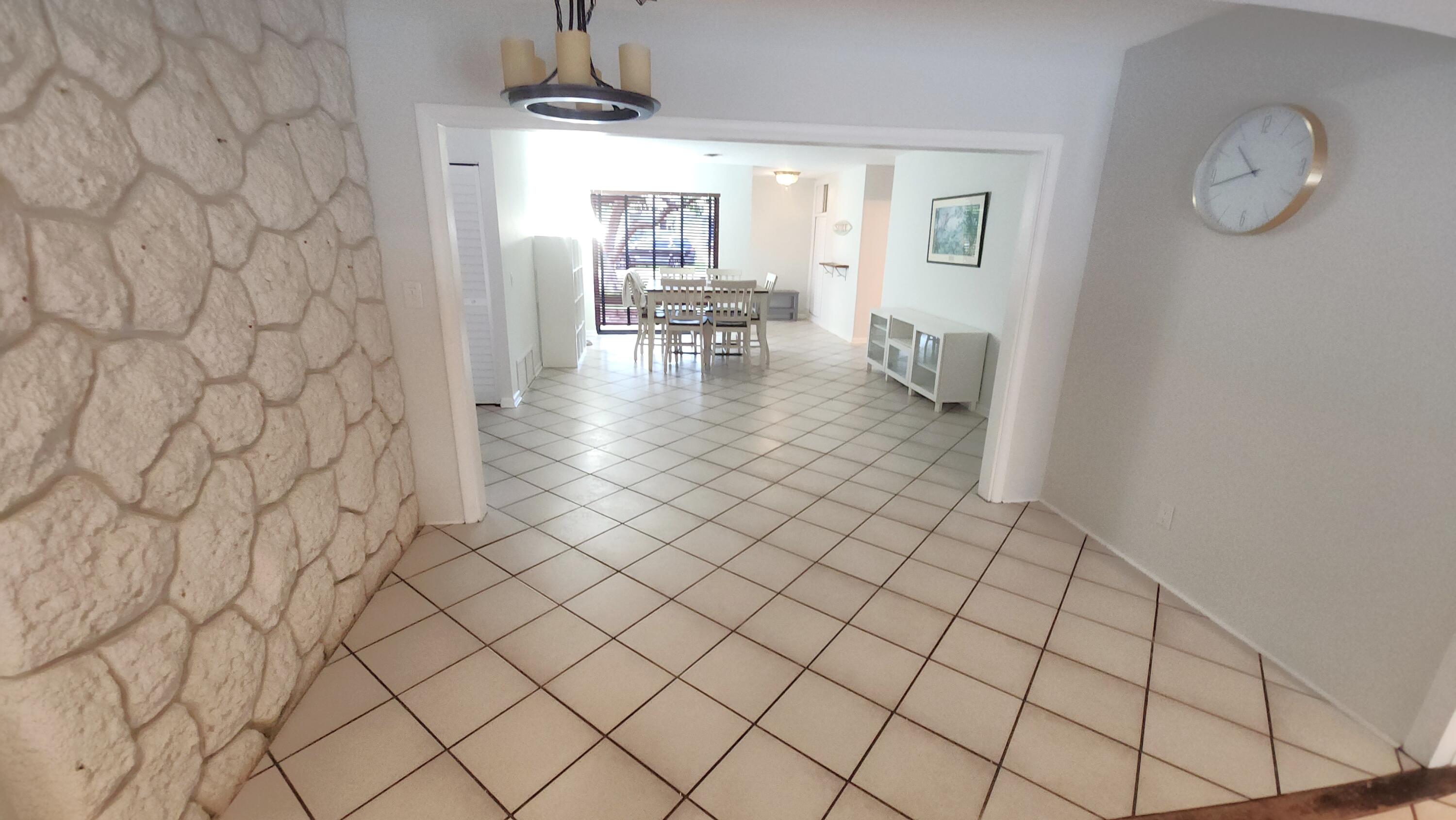 1250 Southwest 4th Street Boca Raton, FL 33486 - Photo 8 of 47 Family Room