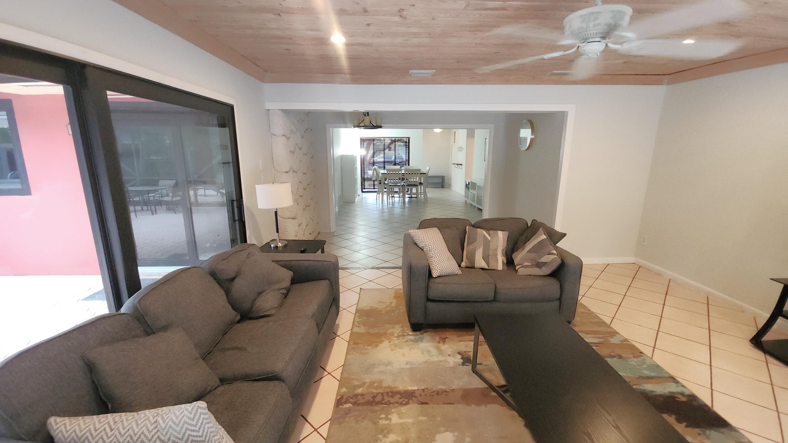 1250 Southwest 4th Street Boca Raton, FL 33486 - Photo 9 of 47 Family Room