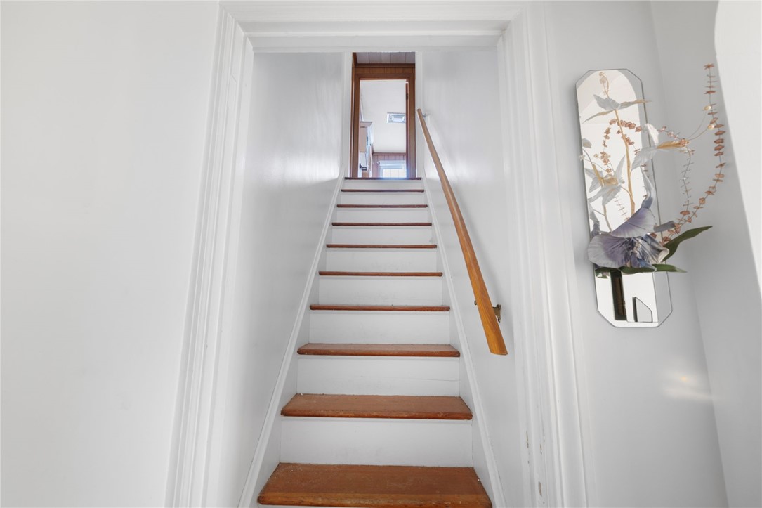136 King Philip Road East Providence, RI 02916 - Photo 14 of 20 Stairway to second level