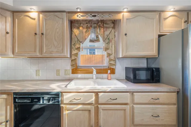 $429,900 | 136 King Philip Road, East Providence, RI 02916