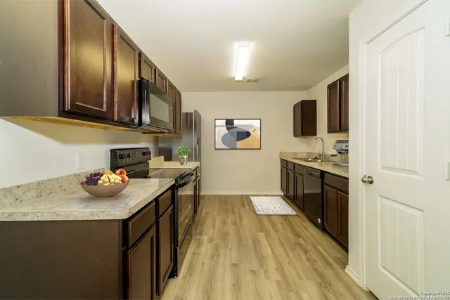 $1,550 | 10379 Clearwater Way, San Antonio, TX 78223