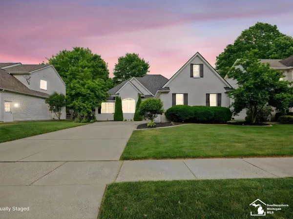 $475,000 | 3498 Quail Hollow Drive, Lambertville, MI 48144