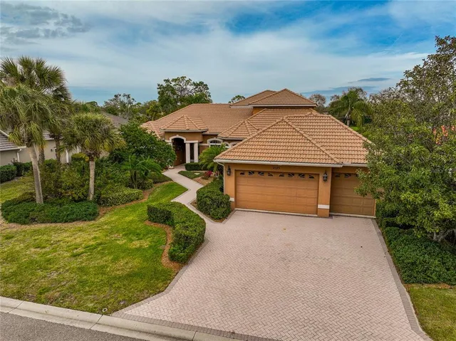 $1,249,000 | 2123 Calusa Lakes Boulevard, Nokomis, FL 34275