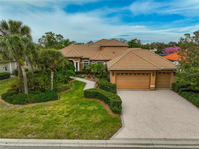 $1,249,000 | 2123 Calusa Lakes Boulevard, Nokomis, FL 34275