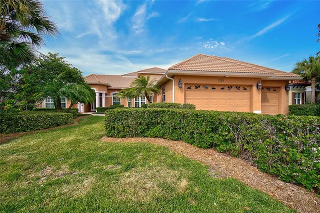 $1,249,000 | 2123 Calusa Lakes Boulevard, Nokomis, FL 34275