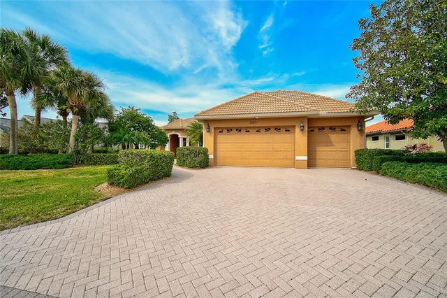 $1,249,000 | 2123 Calusa Lakes Boulevard, Nokomis, FL 34275