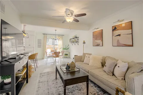 $339,500 | 6739 West 108th Terrace, Overland Park, KS 66211