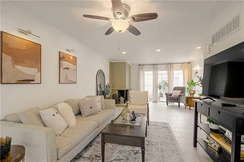 $339,500 | 6739 West 108th Terrace, Overland Park, KS 66211