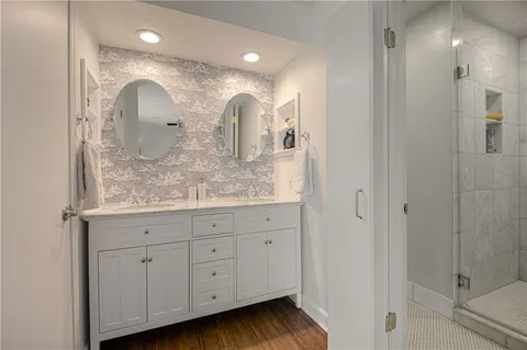 $339,500 | 6739 West 108th Terrace, Overland Park, KS 66211