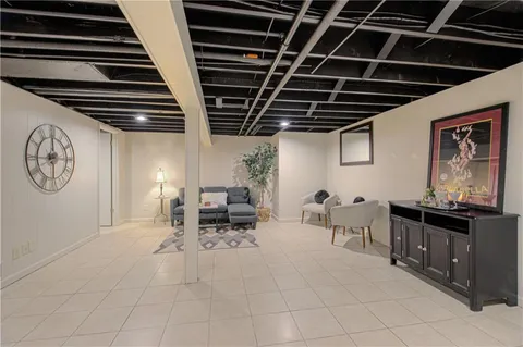 $339,500 | 6739 West 108th Terrace, Overland Park, KS 66211