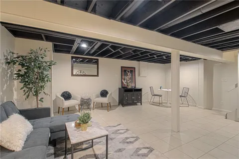 $339,500 | 6739 West 108th Terrace, Overland Park, KS 66211