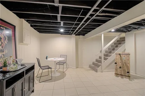 $339,500 | 6739 West 108th Terrace, Overland Park, KS 66211