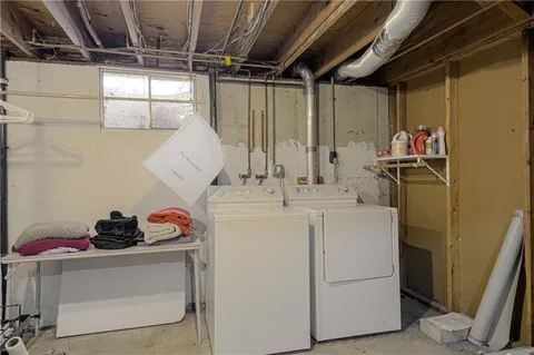 $339,500 | 6739 West 108th Terrace, Overland Park, KS 66211