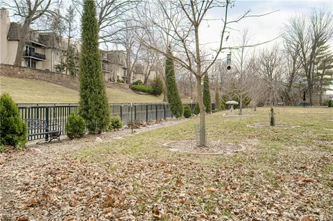 $339,500 | 6739 West 108th Terrace, Overland Park, KS 66211