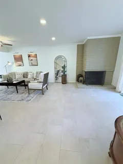 $344,900 | 6739 West 108th Terrace, Overland Park, KS 66211